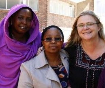 Forskere og prosjektkoordinatorer Alawia Ibrahim Farag, Vuyokazi Nomlomo og Halla Holmarsdottir. (Foto: Privat) Forskere og prosjektkoordinatorer Alawia Ibrahim Farag, Vuyokazi Nomlomo og Halla Holmarsdottir. (Foto: Privat)