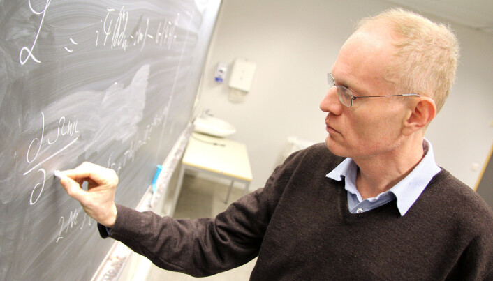 Gravitasjonsbølger har allerede gitt to Nobel-priser. Det kan komme flere, tror fysikkprofessor Jens Oluf Andersen. Gravitasjonsbølger har allerede gitt to Nobel-priser. Det kan komme flere, tror fysikkprofessor Jens Oluf Andersen.