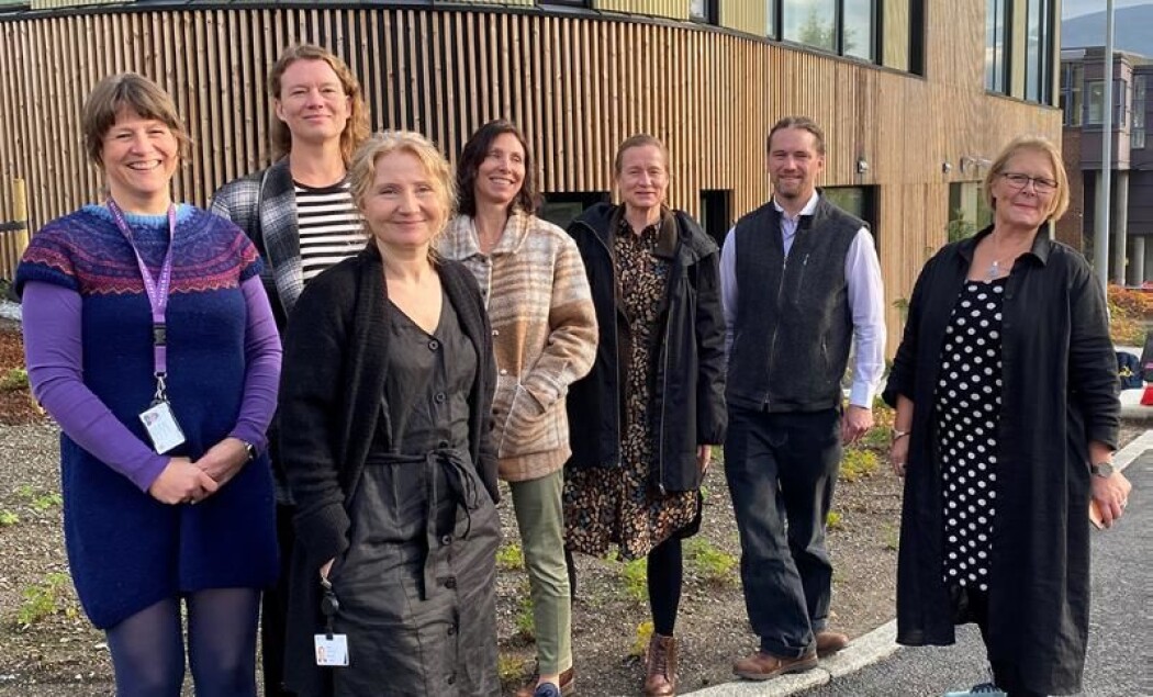 Veronica Bergan (t.v.), Kristine Haugen Rubilar, Kristin Emilie W. Bjørndal, Sigrun Svenkerud, Bente Knippa Vestad, Robert James Didham og Heidi Biseth var samlet på UiT i forrige uke for å starte opp BRIDGES. Veronica Bergan (t.v.), Kristine Haugen Rubilar, Kristin Emilie W. Bjørndal, Sigrun Svenkerud, Bente Knippa Vestad, Robert James Didham og Heidi Biseth var samlet på UiT i forrige uke for å starte opp BRIDGES.