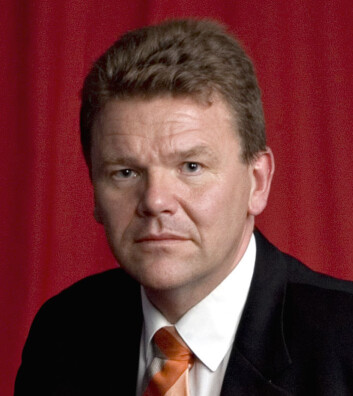 "Kunnskapsminister Øystein Djupedal, SV." "Kunnskapsminister Øystein Djupedal, SV."