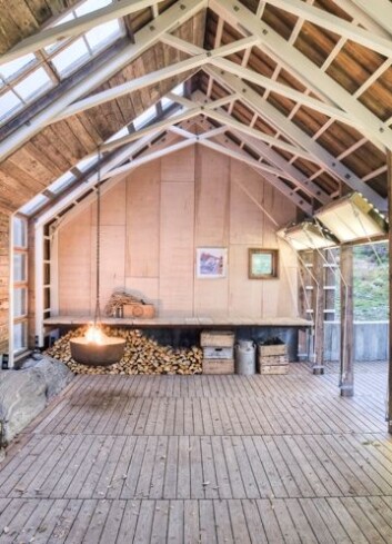 Tyin tegnestue Arkitekter har tegnet og bygd mye i tre. Her et naust som er bygd om til en enkel hytte. (Foto: Pasi Aalto) Tyin tegnestue Arkitekter har tegnet og bygd mye i tre. Her et naust som er bygd om til en enkel hytte. (Foto: Pasi Aalto)