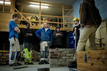 Læreren kan være en tilrettelegger for at elevene får jobbe ut fra egne interesser, mer enn en tradisjonell underviser. (Illustrasjonsfoto: Benjamin A. Ward) Læreren kan være en tilrettelegger for at elevene får jobbe ut fra egne interesser, mer enn en tradisjonell underviser. (Illustrasjonsfoto: Benjamin A. Ward)