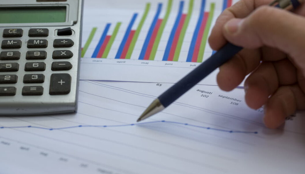 Konsulentselskapet PwC har sett på hvilken mulighet kommunesektoren har til å ta ut økonomiske effekter ved en nedjustering av kommunal deflator. Konsulentselskapet PwC har sett på hvilken mulighet kommunesektoren har til å ta ut økonomiske effekter ved en nedjustering av kommunal deflator.