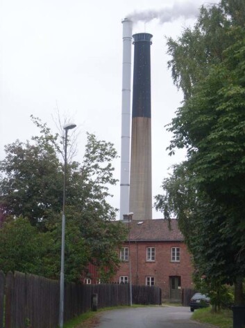 Denne fabrikkpipa i Sarpsborg er et eksempel på hvilke kulturminner menigmann synes bør vernes. (Foto: NIKU) Denne fabrikkpipa i Sarpsborg er et eksempel på hvilke kulturminner menigmann synes bør vernes. (Foto: NIKU)
