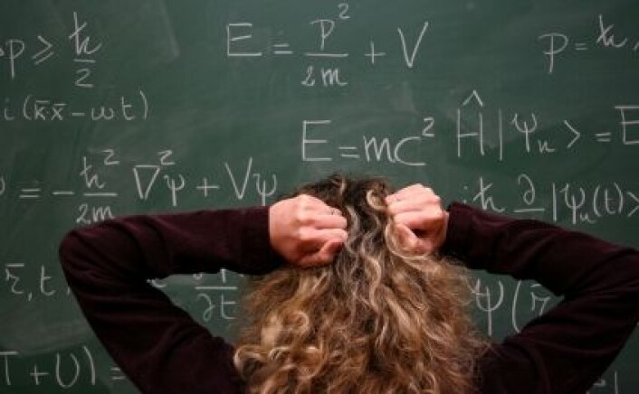 Mange norske elever vet lite om hvorfor reglene for algebraregning er som de er. Det må rettes på om Norge skal klatre på de internasjonale skolerankingene. (Foto: Istockphoto) Mange norske elever vet lite om hvorfor reglene for algebraregning er som de er. Det må rettes på om Norge skal klatre på de internasjonale skolerankingene. (Foto: Istockphoto)