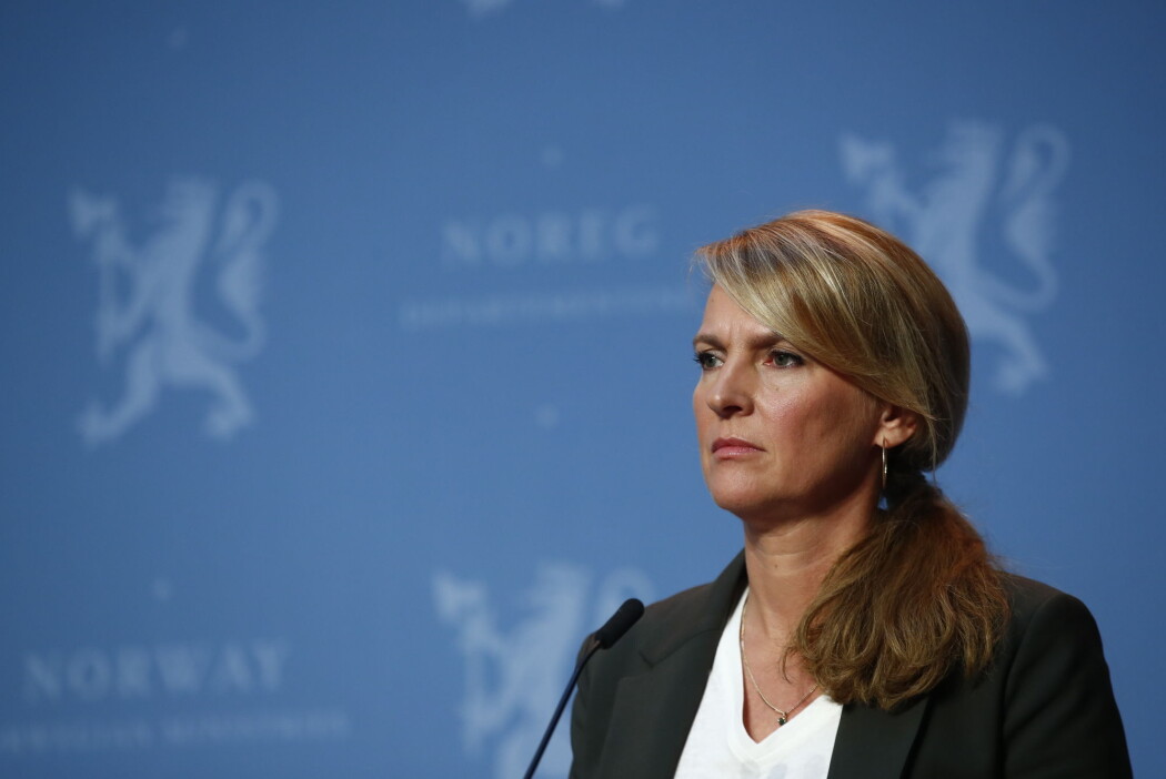 Avdelingsdirektør Line Vold i Folkehelseinstituttet på pressekonferanse om koronasituasjonen. Avdelingsdirektør Line Vold i Folkehelseinstituttet på pressekonferanse om koronasituasjonen.