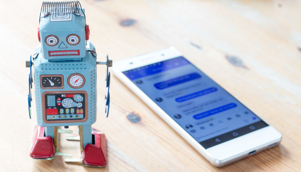 – En chatbot på sosiale medier kan for eksempel sende deg en melding om at du må huske å trene, sier Dillys Larbi fra Nasjonalt senter for e-helseforskning. – En chatbot på sosiale medier kan for eksempel sende deg en melding om at du må huske å trene, sier Dillys Larbi fra Nasjonalt senter for e-helseforskning.