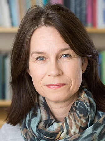 Tonje Gundersen har sammen med sin kollega Jorunn T. Jessen gjort en stor studie av forsterforeldres egne barn og deres erfaringer med å være fosterhjem. Tonje Gundersen har sammen med sin kollega Jorunn T. Jessen gjort en stor studie av forsterforeldres egne barn og deres erfaringer med å være fosterhjem.
