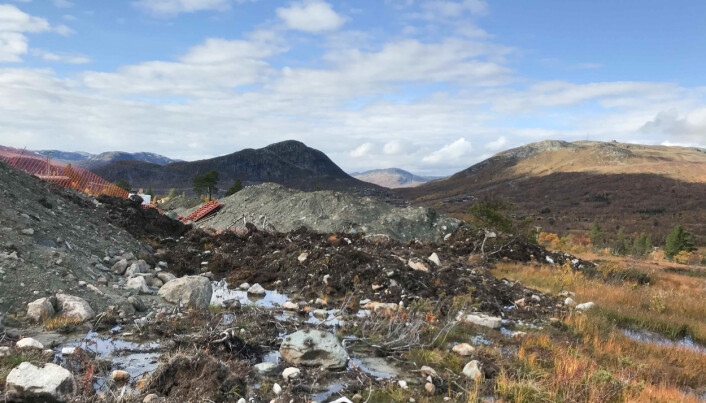 Bygging av nytt vannverk knyttet til hyttefelt. Eksempel på nedbygging av myr hvor samfunnsinteresser trumfer naturinteresser. Bygging av nytt vannverk knyttet til hyttefelt. Eksempel på nedbygging av myr hvor samfunnsinteresser trumfer naturinteresser.
