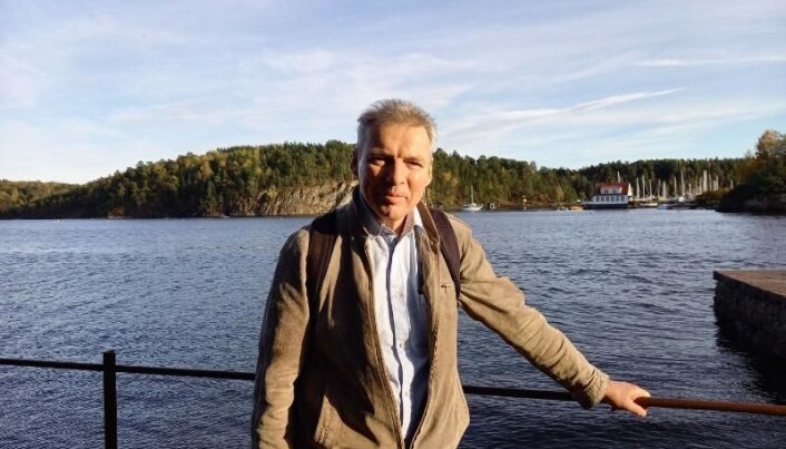 – Å kriminalisere krig er et stort sivilisatorisk framskritt som vi ikke bør bagatellisere, sier filosof Arne Overrein. – Å kriminalisere krig er et stort sivilisatorisk framskritt som vi ikke bør bagatellisere, sier filosof Arne Overrein.
