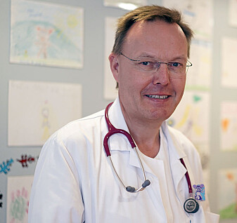 – Det vil være bra om det i innføres systematisk nevropsykologisk testing også etter fylte 18 år, sier overlege Einar Stensvold ved Oslo universitetssykehus. – Det vil være bra om det i innføres systematisk nevropsykologisk testing også etter fylte 18 år, sier overlege Einar Stensvold ved Oslo universitetssykehus.