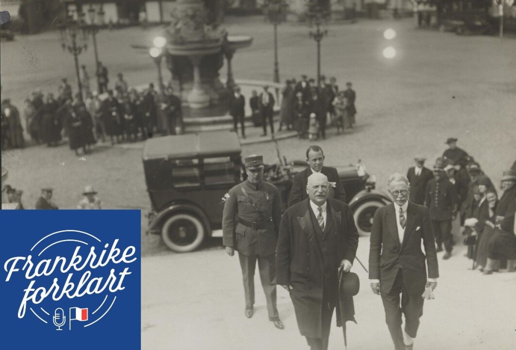 Diplomat Fritz Wedel Jarlsberg tas i mot i Paris i 1927. Jarlsberg var norges sendemann til Paris fra 1906 og levde store deler av livet sitt der. Han regnes som en av århundrets viktigste norske diplomater. Diplomat Fritz Wedel Jarlsberg tas i mot i Paris i 1927. Jarlsberg var norges sendemann til Paris fra 1906 og levde store deler av livet sitt der. Han regnes som en av århundrets viktigste norske diplomater.