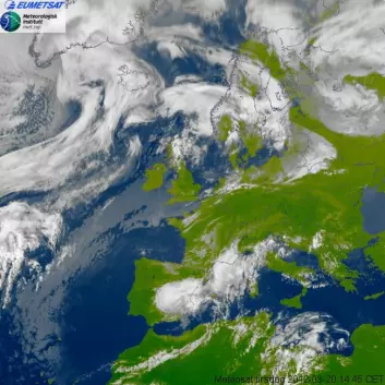 Bilde av været i Europa tatt av dagens Meteosat-satellitter kl 14.45, 20. mars 2012. (Foto: Eumetsat/Met.no)
