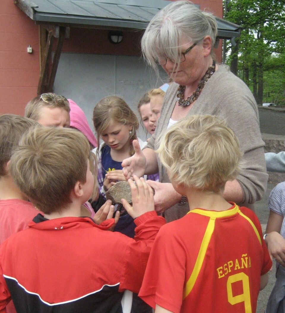 Lærer Anne Cathrine Hammerborg har prøvd ut undervisningsopplegget til Merethe Frøyland på flere klasser ved Berger skole på Nesodden. (Foto: Annette Tingstad)
