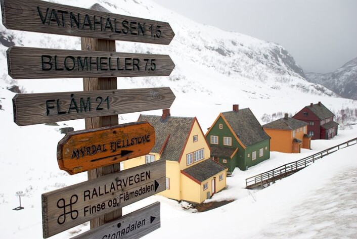 - Stedsnavnene er våre eldste kulturminner, og må bevares og forskes på, sier Tom Schmidt. (Foto: Wikimedia Commons) - Stedsnavnene er våre eldste kulturminner, og må bevares og forskes på, sier Tom Schmidt. (Foto: Wikimedia Commons)