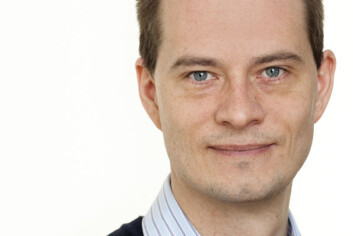 - Genetisk forskning reiser få nye forskningsetiske problemstillinger, sier Jacob Hølen, sekretariatsleder for Den Nasjonale forskningsetiske komité for medisin og helsefag. Foto: Trond Isaksen - Genetisk forskning reiser få nye forskningsetiske problemstillinger, sier Jacob Hølen, sekretariatsleder for Den Nasjonale forskningsetiske komité for medisin og helsefag. Foto: Trond Isaksen