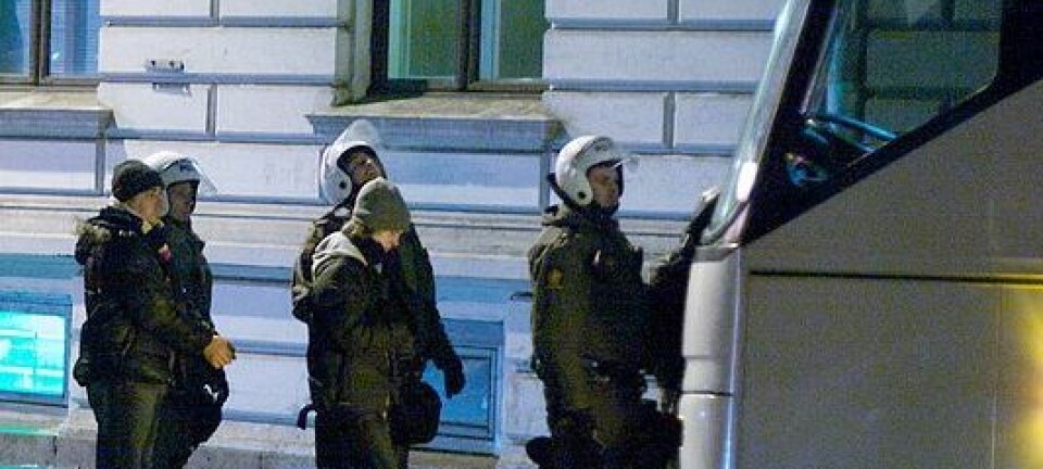 Arrestanter under de pro-palestinske opptøyene i Oslo 10. januar 2009. Egil Fujikawa Nes / Wikimedia Commons