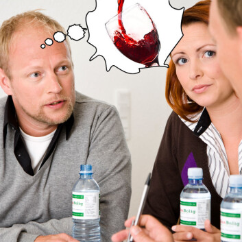 "Ahh, litt vin gjør godt.." (Foto: Colourbox. Bildemontasje: Per Byhring) "Ahh, litt vin gjør godt.." (Foto: Colourbox. Bildemontasje: Per Byhring)