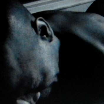 Portrett av akutt angst. (Foto: Wes Washington, Wikimedia Commons) Portrett av akutt angst. (Foto: Wes Washington, Wikimedia Commons)