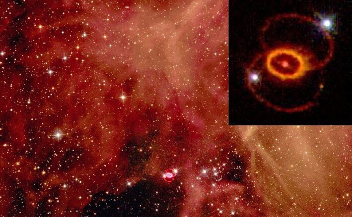Dette er et bilde av supernovaen SN 1987A, som var det første objektet annet enn vår egen sol som det faktisk ble målt nøytrinoer fra. Bilde til høyre er blåst opp fra detaljen i midten av bildet. Dette er et bilde av supernovaen SN 1987A, som var det første objektet annet enn vår egen sol som det faktisk ble målt nøytrinoer fra. Bilde til høyre er blåst opp fra detaljen i midten av bildet.