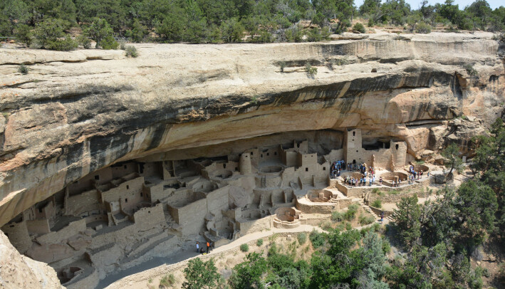 Klippepalasset ble bygget av oldtidens pueblofolk mellom 1190 og 1260. Landsbyen ligger i Mesa Verde National Park i Colorado. Klippepalasset ble bygget av oldtidens pueblofolk mellom 1190 og 1260. Landsbyen ligger i Mesa Verde National Park i Colorado.