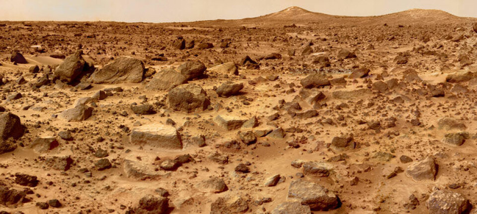 Bildet av overflaten på Mars er tatt med farkosten Mars Pathfinder. NASA