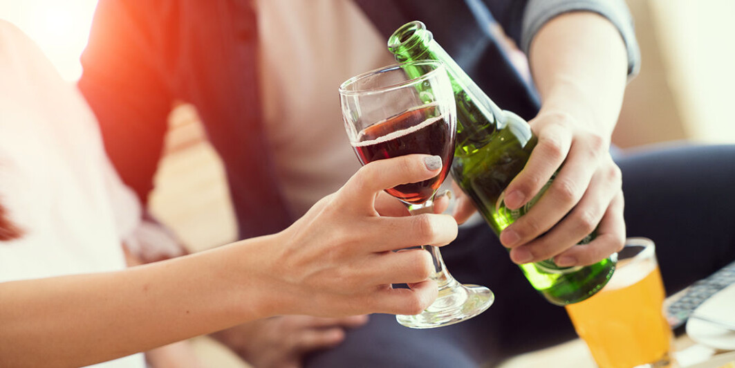 Høyere pris på alkohol, tobakk og sukkerprodukter gir mindre forbruk. Det er godt dokumentert. Høyere pris på alkohol, tobakk og sukkerprodukter gir mindre forbruk. Det er godt dokumentert.