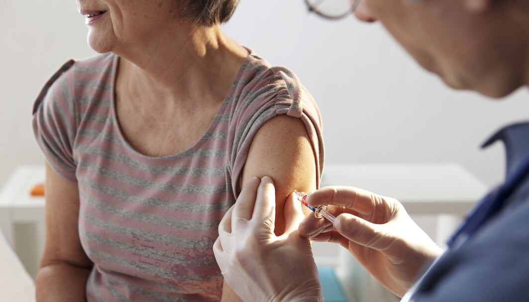 Dersom forskere lykkes vil en influensavaksine vare lenge og beskytte mot mange typer influensa. Dersom forskere lykkes vil en influensavaksine vare lenge og beskytte mot mange typer influensa.
