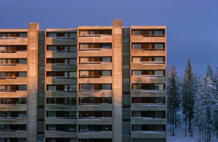 Skal man lykkes med å bygge ned skillene i befolkningen, er de gyldne ghettoene vel så viktige som de tradisjonelle østkant-ghettoene i hovedstaden, mener forskerne. (Foto: Bjørn Rørslett, Samfoto) Skal man lykkes med å bygge ned skillene i befolkningen, er de gyldne ghettoene vel så viktige som de tradisjonelle østkant-ghettoene i hovedstaden, mener forskerne. (Foto: Bjørn Rørslett, Samfoto)