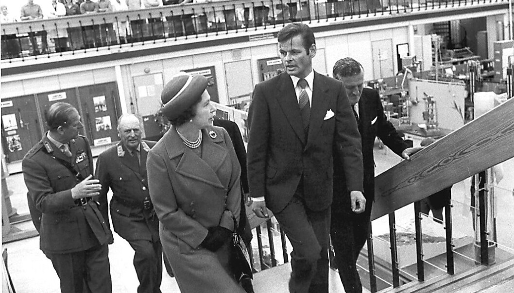NGIs daværende direktør, Kaare Heøg, tok imot den kongelige delegasjonen. Han mener det ikke er tilfeldig at det britiske kongehuset valgte å besøke NGI. NGIs daværende direktør, Kaare Heøg, tok imot den kongelige delegasjonen. Han mener det ikke er tilfeldig at det britiske kongehuset valgte å besøke NGI.
