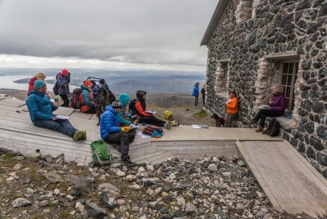 Haldde i dag: UiT har bidratt til opprusting og har planer om å benytte de historiske bygningene til mer faglig virksomhet. Her fra en tur dit i 2016. Haldde i dag: UiT har bidratt til opprusting og har planer om å benytte de historiske bygningene til mer faglig virksomhet. Her fra en tur dit i 2016.