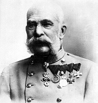 Franz Joseph I ett år før han døde i 1916. Franz Joseph I ett år før han døde i 1916.