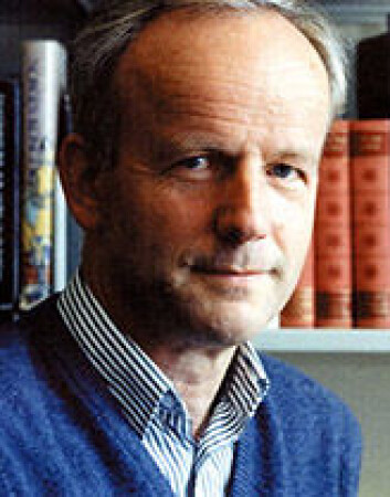 "Øystein Rian forteller tolv livshistorier fra dansketiden i 'For Norge, kjempers fødeland'." "Øystein Rian forteller tolv livshistorier fra dansketiden i 'For Norge, kjempers fødeland'."