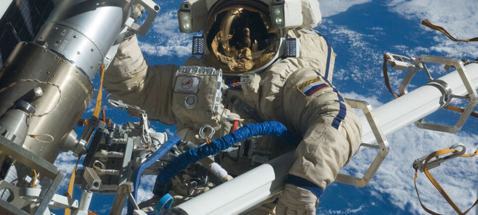 Kosmonauten Anton Sjkaplerov gjør arbeid på utsiden av den internasjonale romstasjonen i 2012. NASA