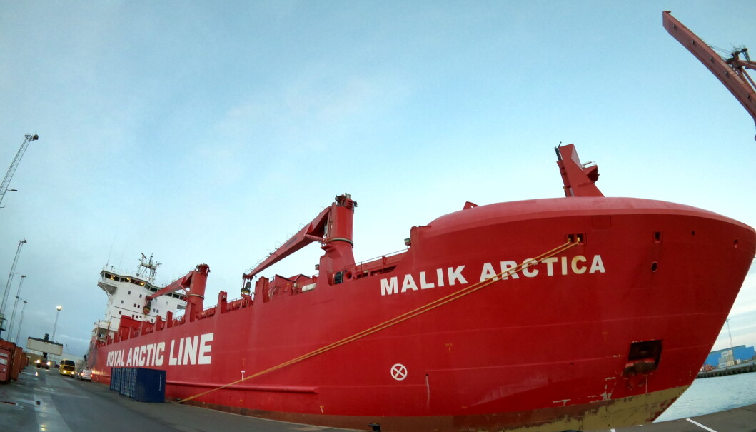 Malik Arktika til kais i Danmark. Malik Arktika til kais i Danmark.