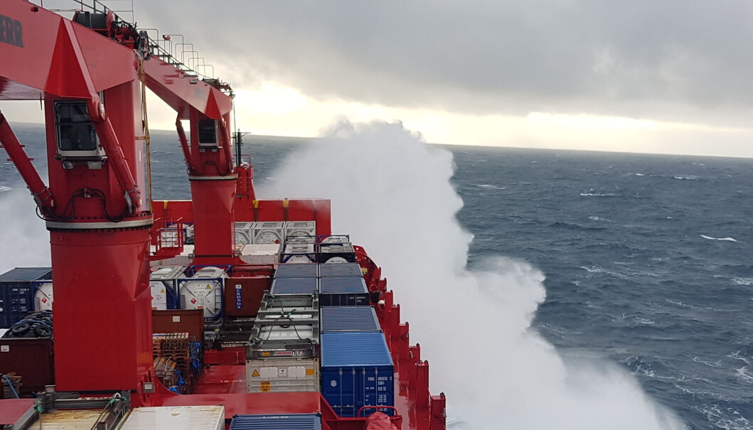 I ruskevær over Atlanteren I ruskevær over Atlanteren