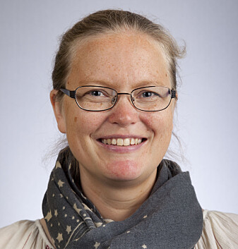 − Mange julekort var politisk ladede før i tiden, sier forskningsbibliotekar ved Nasjonalbiblioteket Guro Tangvald. − Mange julekort var politisk ladede før i tiden, sier forskningsbibliotekar ved Nasjonalbiblioteket Guro Tangvald.
