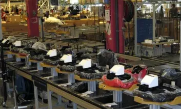 Fabrikken som lager HÅG-stolene på Røros er basert på én-stykk-produksjon. For fabrikkdriften spiller det ingen rolle om en ordre består av én stol eller tusen. (Foto: SB Seating)