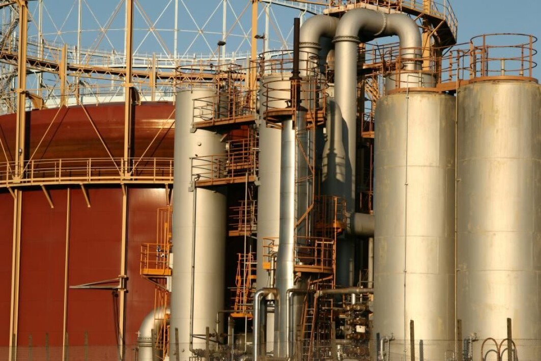 Grønn energi. Spillvarme fra industrien trenger ikke å forsvinne rett ut i lufta. Grønn energi. Spillvarme fra industrien trenger ikke å forsvinne rett ut i lufta.