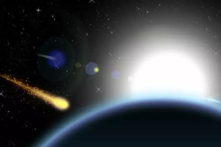 Når meteoritter bryter gjennom atmosfæren, brennes de ytre lagene opp, og det etterlater en mørk skorpe som kjennetegner de fleste meteorittene. (Foto: Colourbox)
