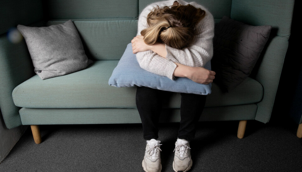 15 prosent av norske ungdommer sier de ble utsatt for vold eller overgrep i ukene skolene var stengt.
