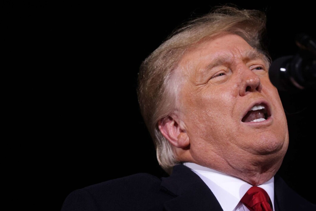 forskning.no har snakket med tre norske eksperter på narsissistisk personlighetsforstyrrelse. De har alle en klar oppfatning om Donald Trump. Her holder han tale i Georgia 4. januar. forskning.no har snakket med tre norske eksperter på narsissistisk personlighetsforstyrrelse. De har alle en klar oppfatning om Donald Trump. Her holder han tale i Georgia 4. januar.