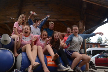 En pågående studie ser ut til å kunne påvise at flere av de selvorganiserte utøverne utvikler ekstremt god sosial kompetanse. (Foto: Vilde Bang Foss, Fearless Play) En pågående studie ser ut til å kunne påvise at flere av de selvorganiserte utøverne utvikler ekstremt god sosial kompetanse. (Foto: Vilde Bang Foss, Fearless Play)