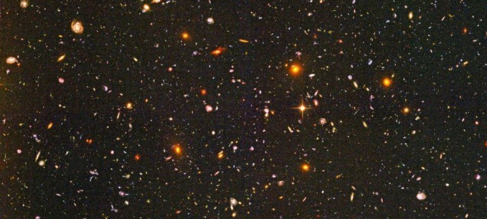 Galakser og galaksehoper ut til 13,2 milliarder lysår fra jorda, sett av Hubble. Foto: NASA/ESA (Kilde: NASA/Hubbleteleskopet)