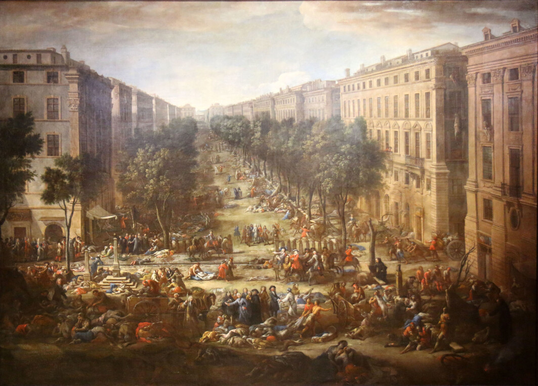 I høst var det 300 år siden et større utbrudd av pest i Marseille. Pest kunne bekjempes med sosial avstand, karantenebruk og skjerpet hygiene – og slik er det også med korona. I høst var det 300 år siden et større utbrudd av pest i Marseille. Pest kunne bekjempes med sosial avstand, karantenebruk og skjerpet hygiene – og slik er det også med korona.