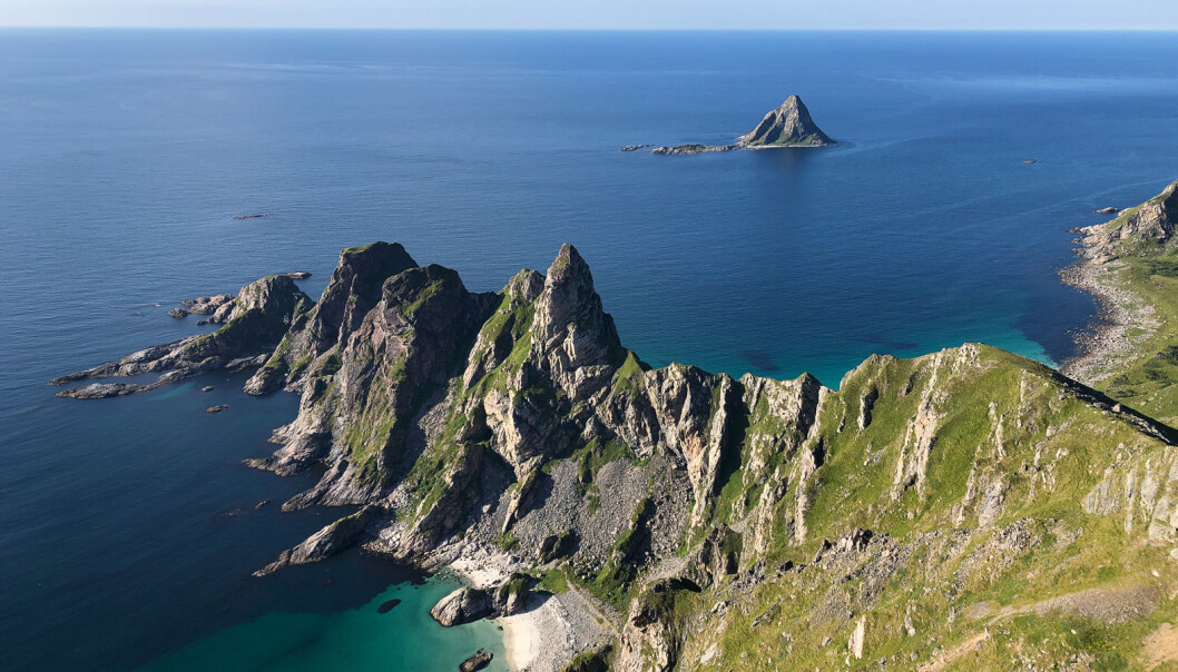 Attractive images on Facebook, for example, increase interest in outdoor pursuits in the same way today as the magazine articles during the interwar period. View from Måtinden on Andøya island. Attractive images on Facebook, for example, increase interest in outdoor pursuits in the same way today as the magazine articles during the interwar period. View from Måtinden on Andøya island.