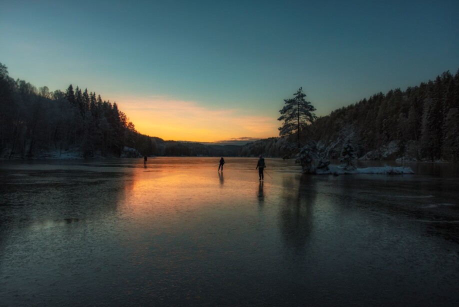 Turskøyting på islagte vann har blitt mer og mer populært de siste årene.