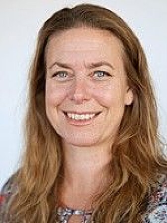 – Mellomlederne kan fungere som en slags kommunikasjonssentral, sier forsker Camilla Gjellebæk. – Mellomlederne kan fungere som en slags kommunikasjonssentral, sier forsker Camilla Gjellebæk.