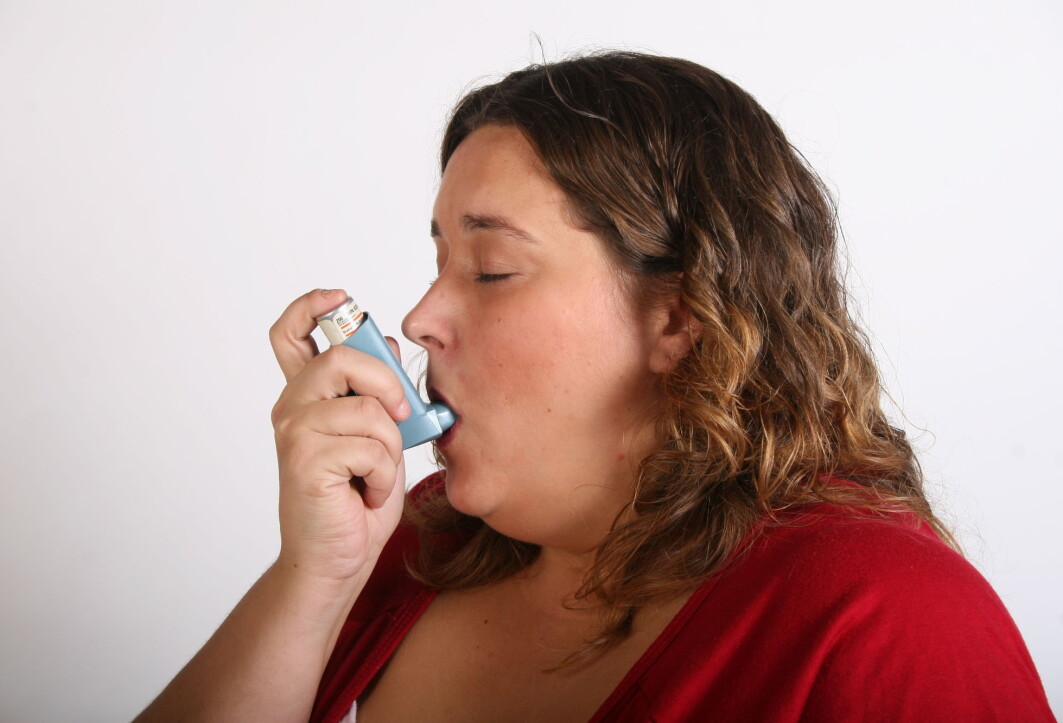 For mange pasienter med mild astma er behandling med inhalator ofte nok. Men hva med de med alvorlige grader av astma?. For mange pasienter med mild astma er behandling med inhalator ofte nok. Men hva med de med alvorlige grader av astma?.