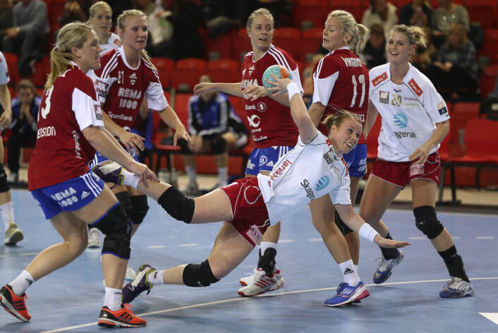 – Du kan ha en følelse av at ting ikke fungerer. Men så gjør man et par gode forsvarsaksjoner og scorer tre-fire mål. Du kan se at motstanderen begynner å henge med hodet, sier landslagstrener Jan Pytlick. (Foto: Svein André Svendsen) – Du kan ha en følelse av at ting ikke fungerer. Men så gjør man et par gode forsvarsaksjoner og scorer tre-fire mål. Du kan se at motstanderen begynner å henge med hodet, sier landslagstrener Jan Pytlick. (Foto: Svein André Svendsen)